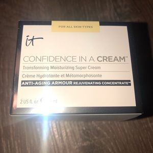 It Confidence in a Cream super Cream